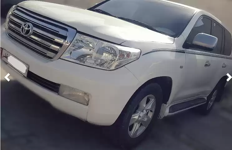 استفاده شده Toyota Land Cruiser برای فروش که در دوحه #5601 - 1  image 